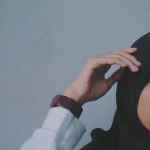 Meet your Posher, Zahra